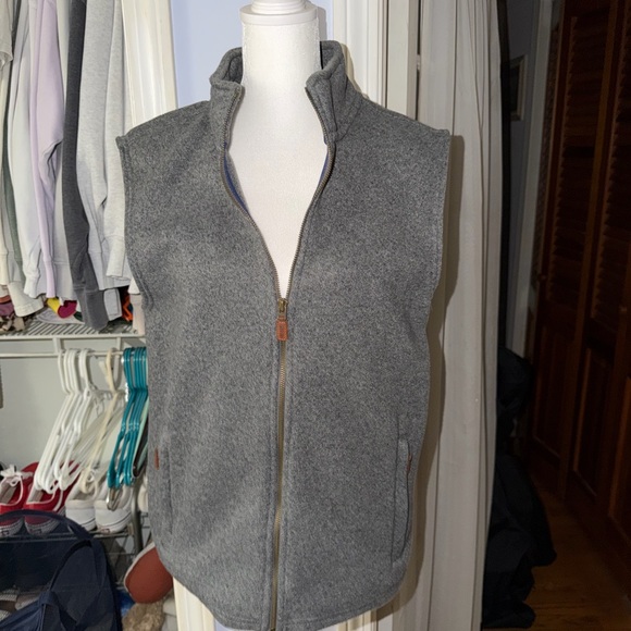 Vineyard Vines Other - Vineyard Vines Heather Gray Fleece Vest